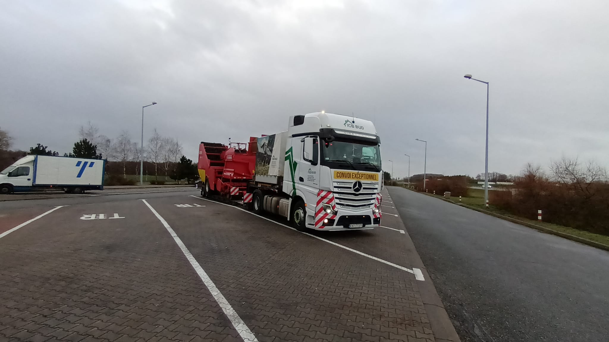 70595cfc-a966-4a72-85c6-43add5d3ea60